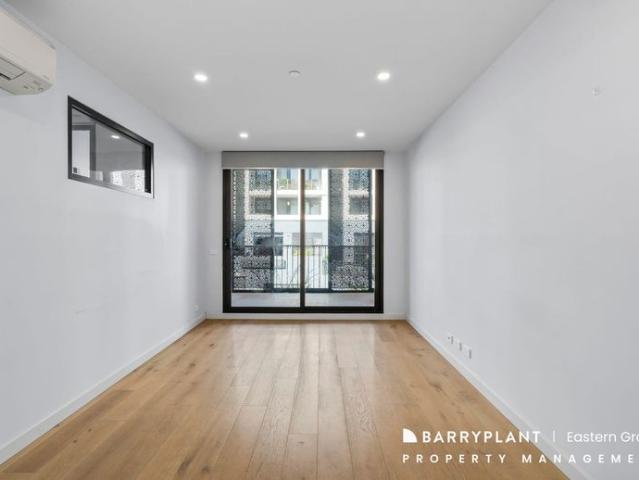 Stylish One Bedroom Apartment with Secure Parking
