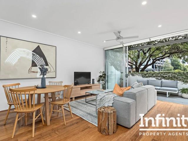 STYLISH ONE BEDROOM APARTMENT FOR RENT IN PRIME LOCATION