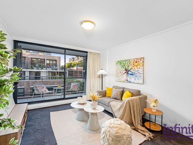 Stylish One Bedroom Apartment in the Heart of Mosman Village