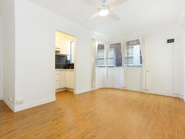 Stylish One Bedroom Apartment in the Heart of Potts Point