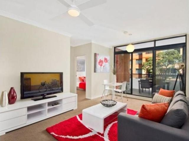 Stylish One Bedroom Apartment in the Heart of Pyrmont