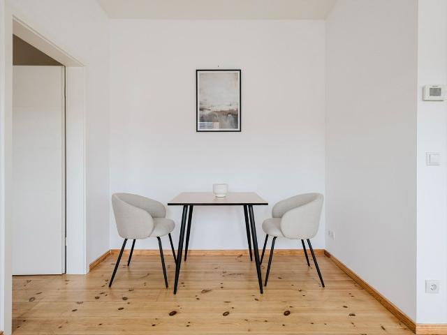 Stylish One Bedroom Apartment in Vibrant Berlin, Berlin Amsterdam Apartments for Rent