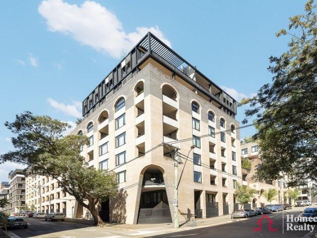 Stylish One Bedroom Apartment in Award Winning West End Apartments