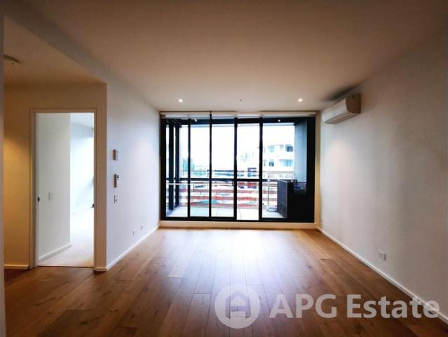 Stylish One Bedroom Apartment in Central Docklands Location