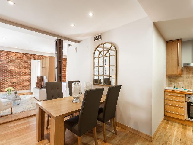 Stylish one bedroom apartment in central location
