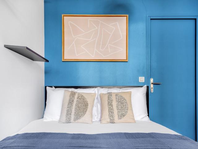 Stylish One Bedroom Apartment in Central Paris, Paris Amsterdam Apartments for Rent