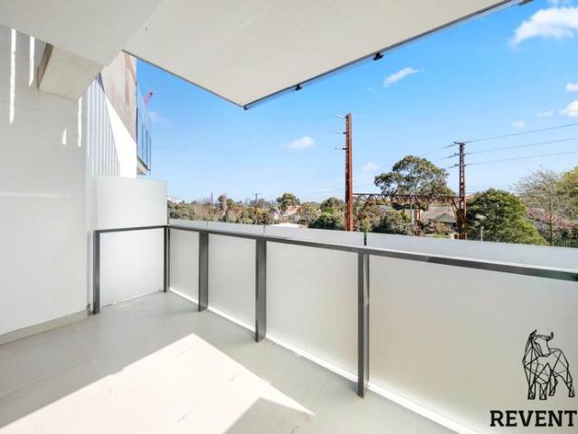 Stylish One Bedroom Apartment in Ivanhoe!