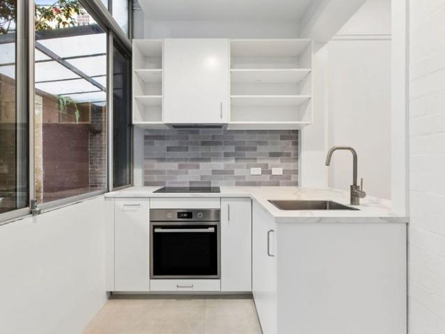 Stylish one bedroom haven in the heart of Coogee