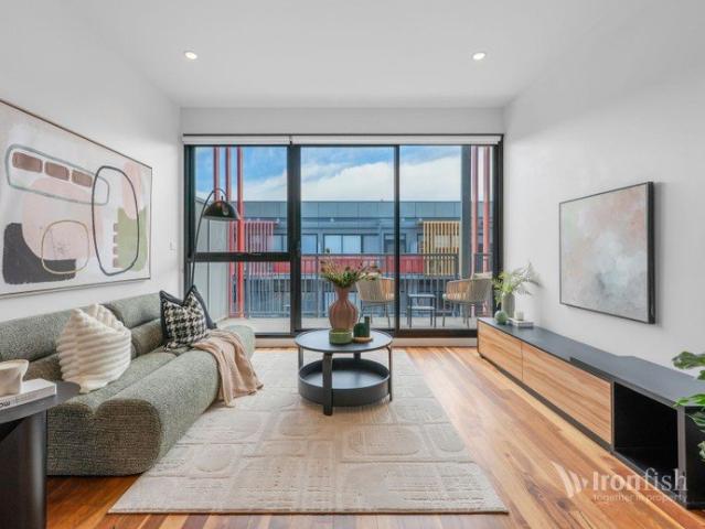 Stylish One Bedroom Living in the Heart of Footscray
