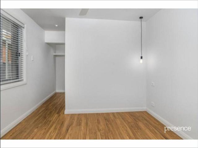 STYLISH ONE BEDROOM RETREAT MOMENTS FROM DARBY STREET