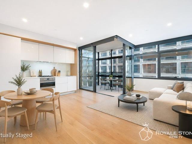Stylish One Bedroom + Study Living in the Heart of Central Park