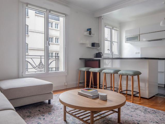 Stylish Auteuil Apartment: Move In Ready, Paris Amsterdam Apartments for Rent