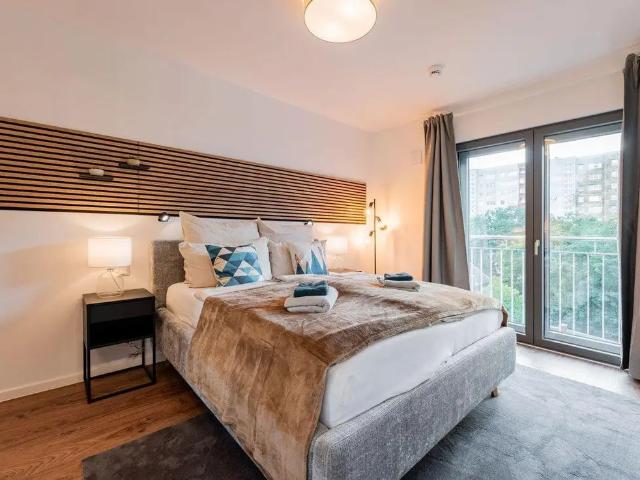 Stylish, all inclusive 2 room apartment S/U/Tram/Tierpark, Berlin Amsterdam Apartments for Rent