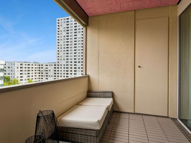Stylish All Inclusive Apartment with Balcony, Zurich Amsterdam Apartments for Rent