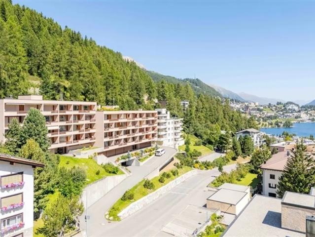 Stylish alpine retreat renovated studio in prime location St. Moritz
