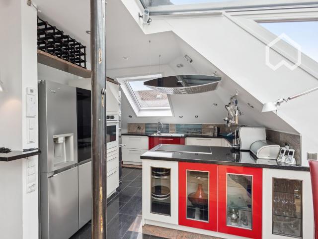 Stylish and big apartment in the Parkallee with Bürgerpark view, Bremen Amsterdam Apartments for Rent