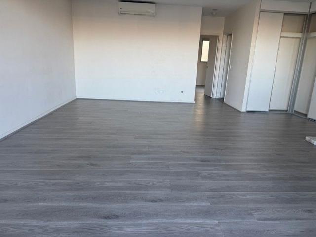 Stylish and Bright 2 Bedrooms in a Prime Location