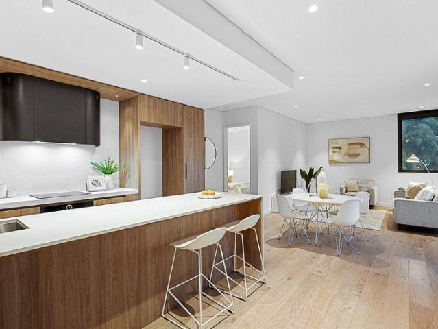 Stylish and Contemporary Apartment