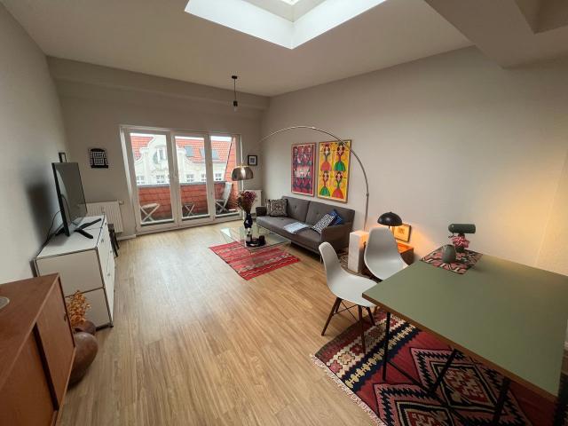 Stylish and cozy flat with balcony and wonderful city view, excellent location, quiet and bright. Prenzlauer Berg, Berlin Amsterdam Apartments for Rent