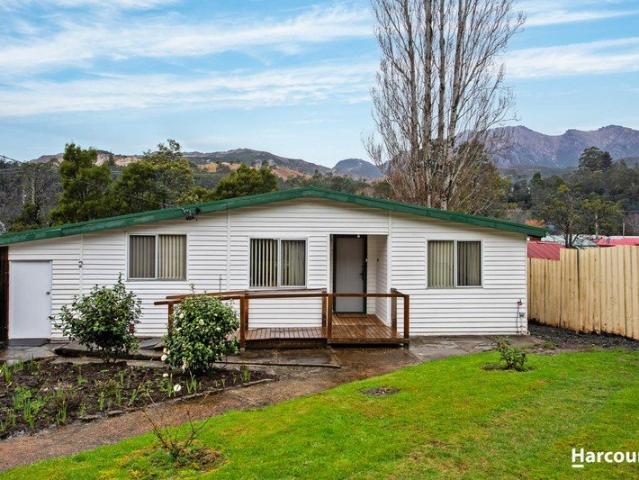 Stylish and Easy Living in Queenstown