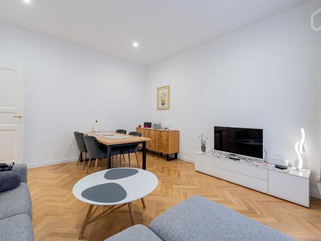 Stylish and Fully Furnished 2 Room Apartment in Berlin, Charlottenburg, Berlin Amsterdam Apartments for Rent