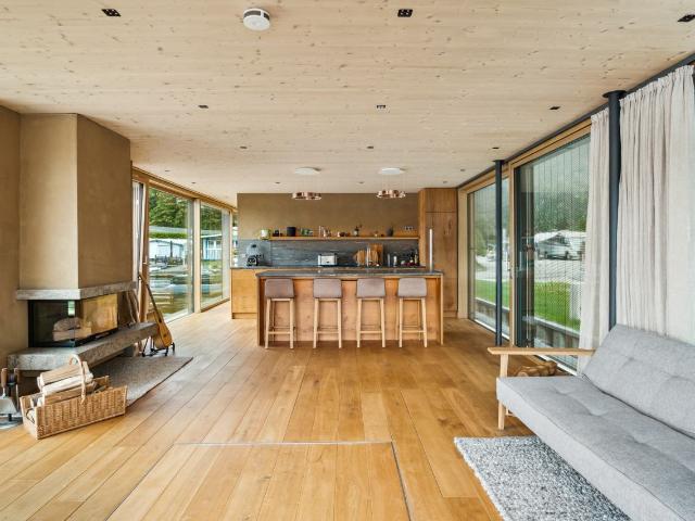Stylish and luxurious Floating Home Houseboat with sauna in the centre of Potsdam, Potsdam Amsterdam Apartments for Rent