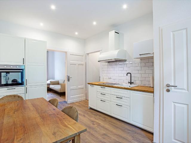 Stylish and modern apartment in a central location, Dortmund Amsterdam Apartments for Rent