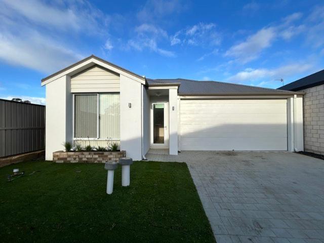 STYLISH AND MODERN BRAND NEW BUILD