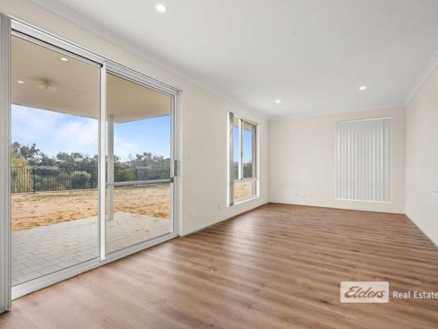 STYLISH AND MODERN BRAND NEW BUILD