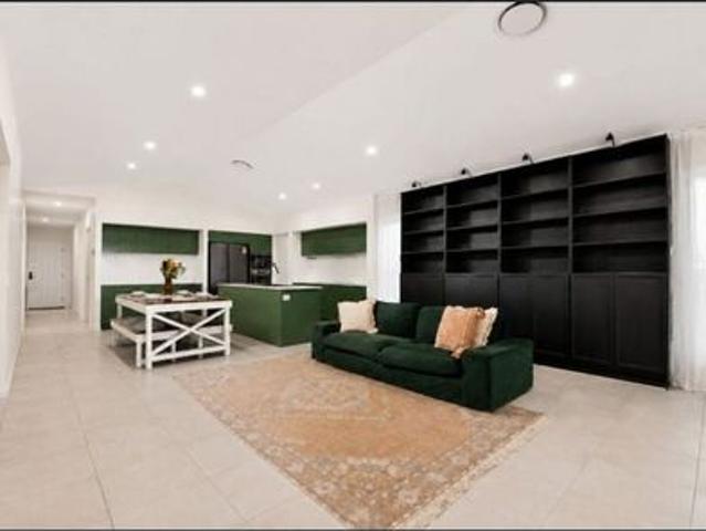 Stylish and modern four bedroom home