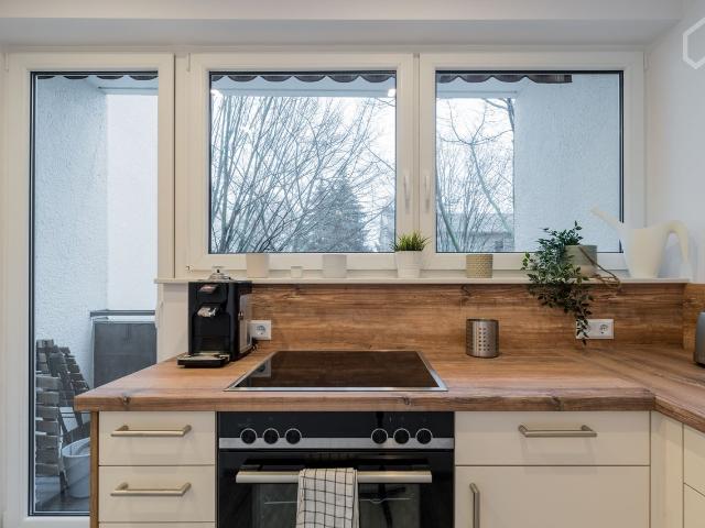 Stylish and newly renovated apartment in Reinickendorf, Berlin Amsterdam Apartments for Rent