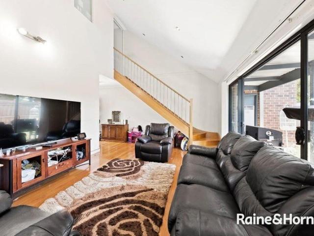 Stylish and Perfectly Located Townhouse