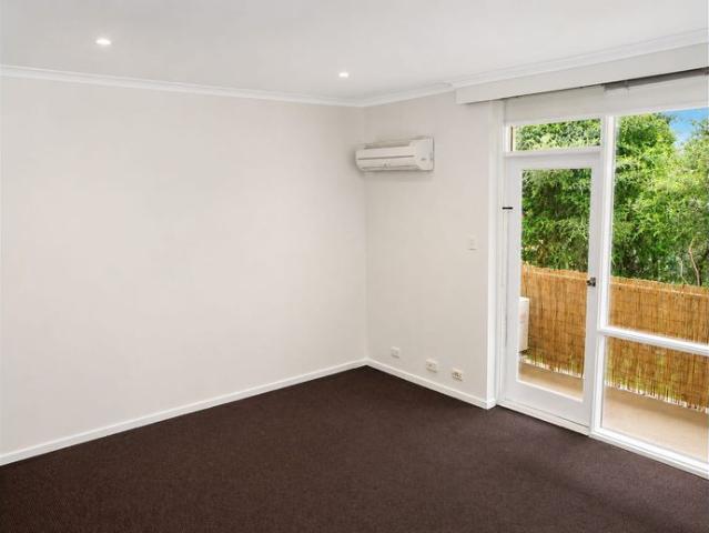 Stylish and Private Two Bedroom Apartment