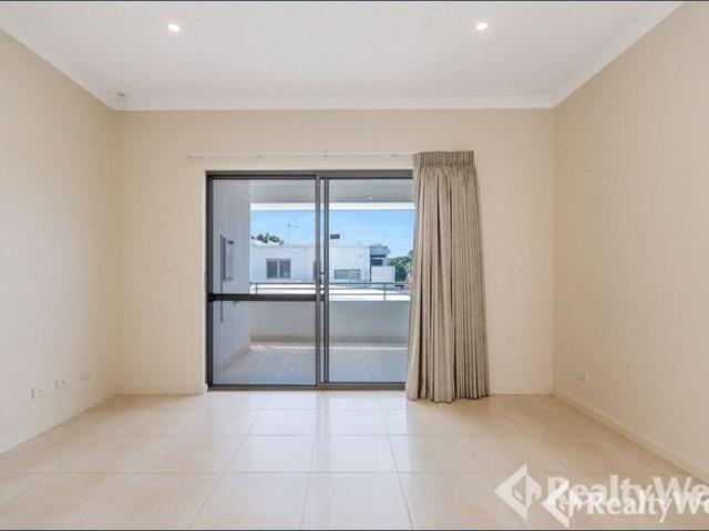 STYLISH AND SECURE. QUALITY 2 BEDROOM, 2 BATHROOM APARTMENT