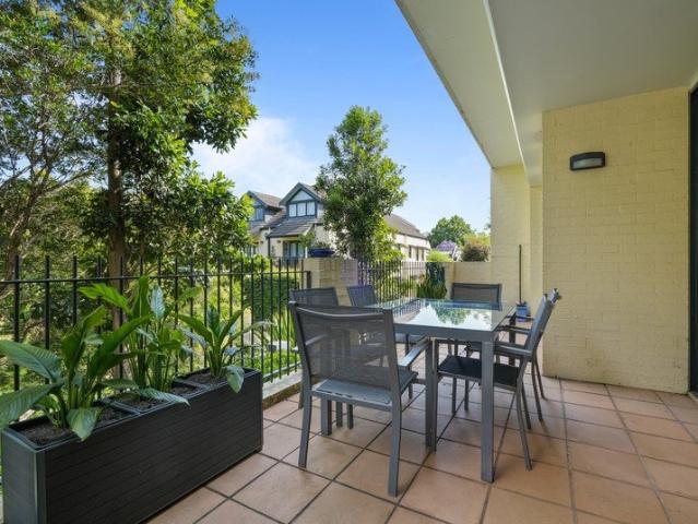 Stylish and spacious 97sqm apartment within Glebe Gardens'