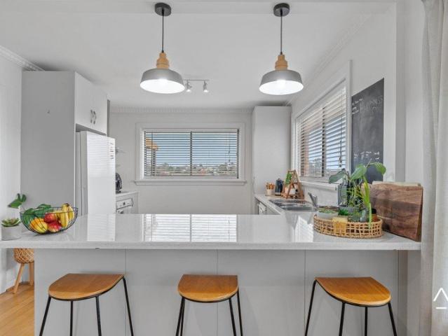 Stylish and Spacious 3 Bedroom Home in a Prime Location Near Meadow Mews