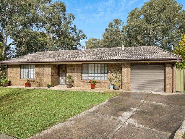 Stylish and Spacious Homette in a Prime Hope Valley Location