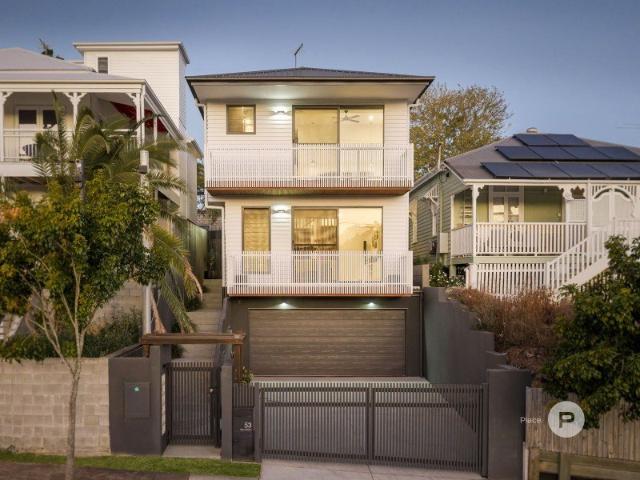 Stylish and Spacious in an Enviable Inner City Location
