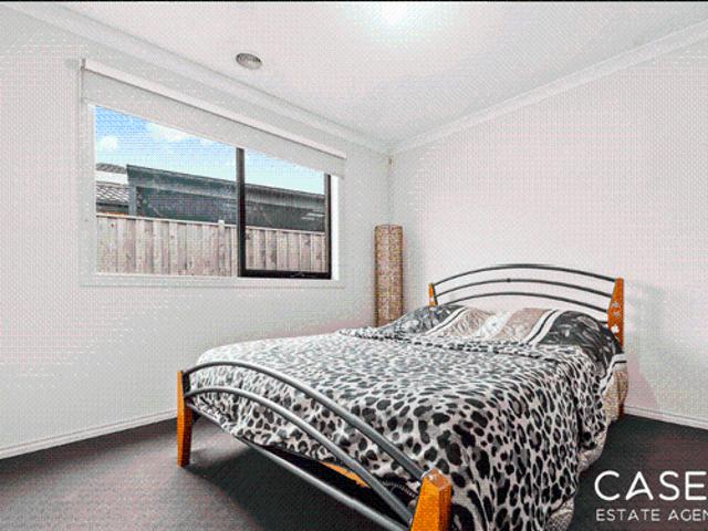 Stylish and Spacious Living at 42 Grisham Drive