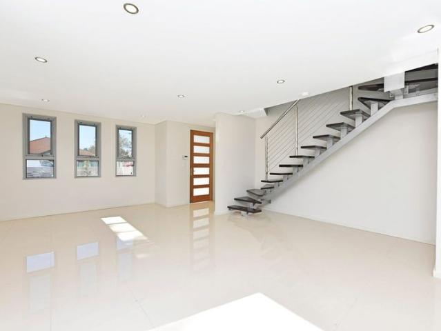 Stylish and spacious living in Prime location