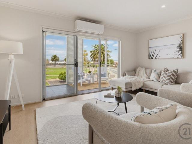 Stylish and Stunning Apartment Living, just waiting for you!