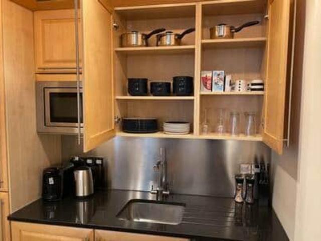Stylish apartment close to Fenchurch Street Station Has an Apartment
