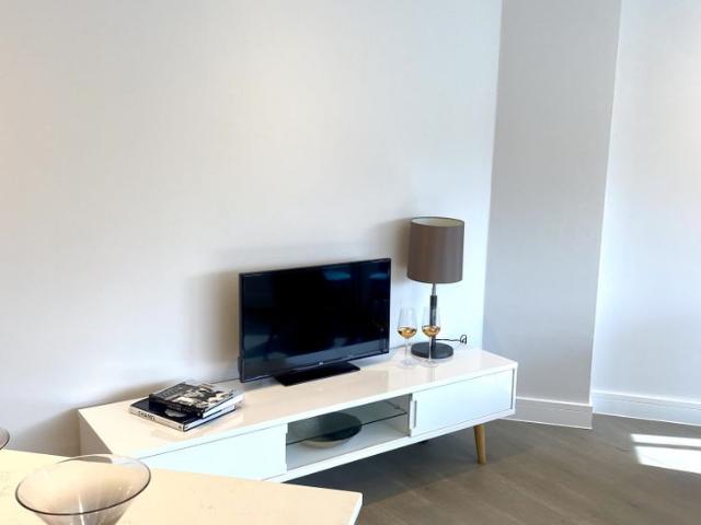 Stylish Apartment for Rent in Reigate