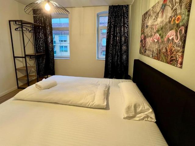 Stylish apartment in the center of Hanover, Hannover Amsterdam Apartments for Rent