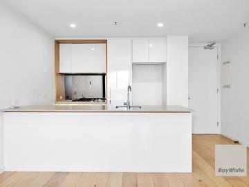 STYLISH APARTMENT IN THE HEART OF CAIRNLEA INSPECT TODAY!