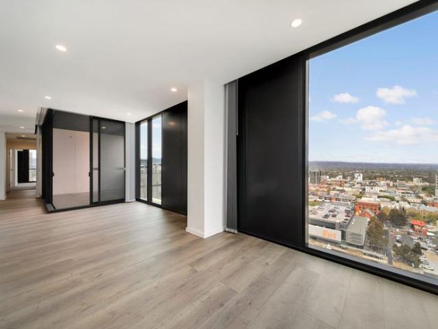 Stylish Apartment in the Heart of Adelaide CBD