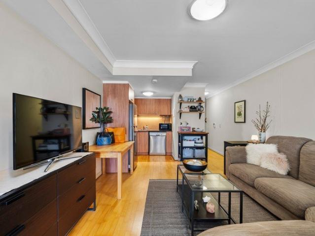 Stylish Apartment in the Heart of Surry Hills