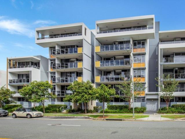 STYLISH APARTMENT IN A PRIME LOCATION MOVE STRAIGHT IN