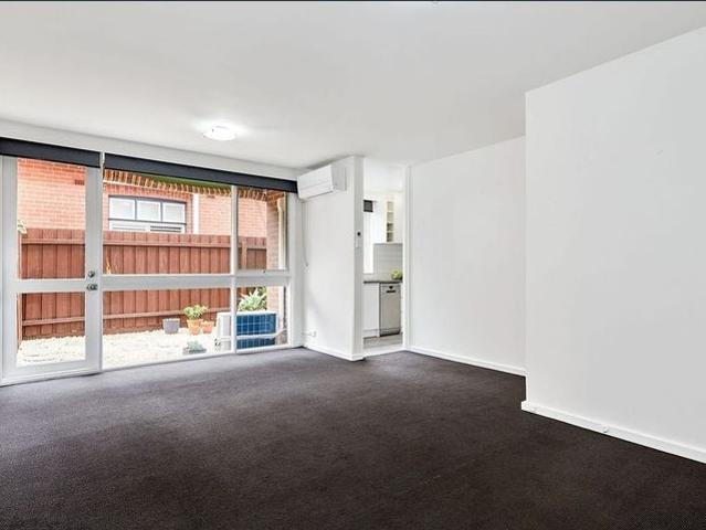 Stylish Apartment in Boutique Block with the lot inc shed and private courtyard