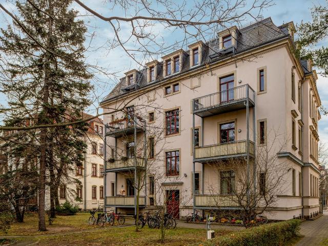 Stylish apartment in central location in Dresden Blasewitz, Dresden Amsterdam Apartments for Rent